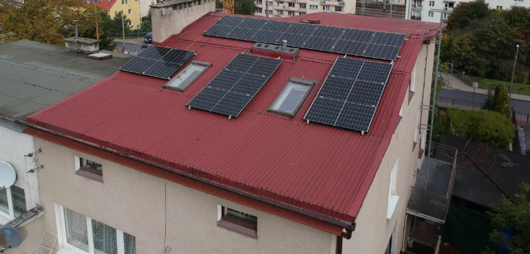 Fotowoltaika gdynia panele fotowoltaiczne na dachu