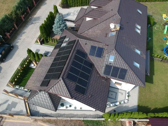 Instalacja fotowoltaiczna Juszkowo pomorskie na dachu budynku domu jednorodzinnego